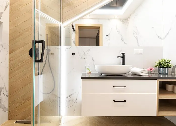 Antalovka & 아파트 *